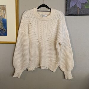 Cozy Cream Chunky Knit Sweater Medium